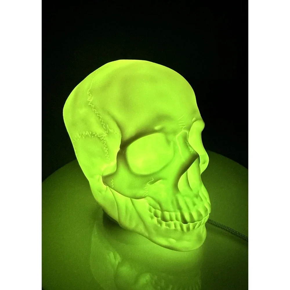 Mahli Spooky Skull Aroma Diffuser -7 Cycling Light Colors with Cinnamon Oil-NIB‎